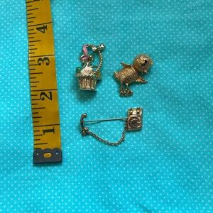 Set of 3 novelty brooches